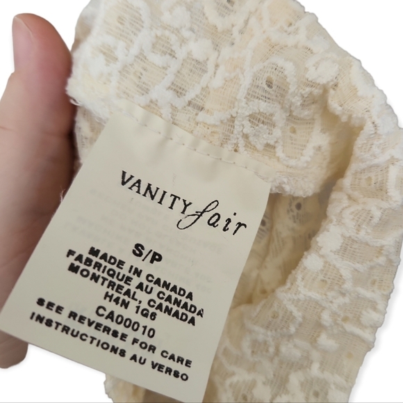 Vanity Fair Sleeveless Lace Shell - Picture 6 of 6